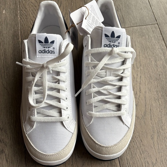 Adidas Originals Off White Rod Laver Trainers - New w Tags - Picture 8 of 10